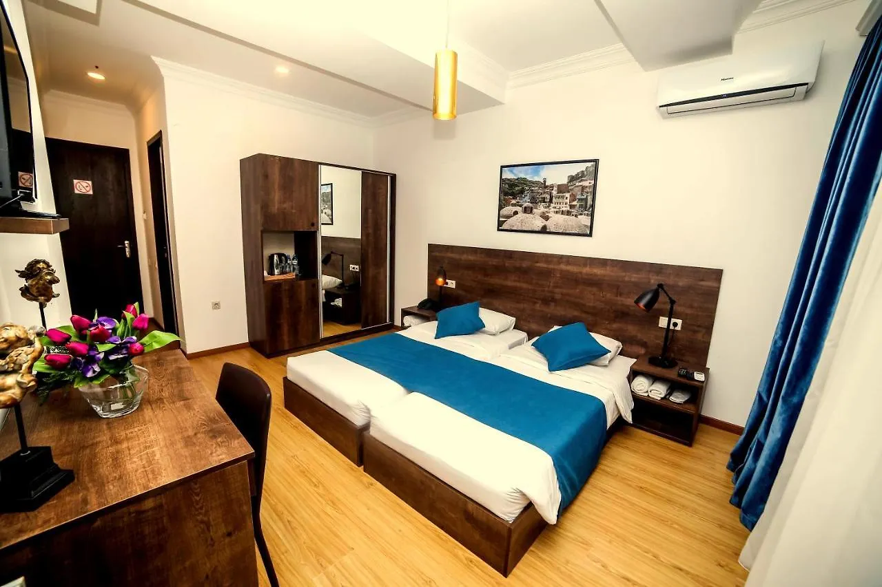 Tbilisi View Hotel 3*,
