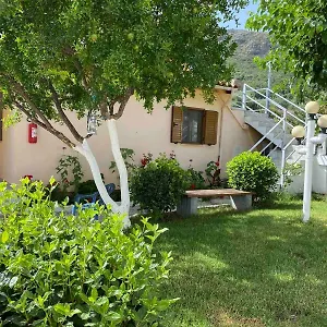 Garden Gasthuis Himare