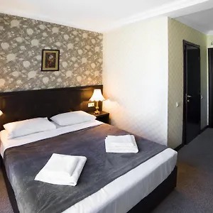 Otel Kalasi, Tiflis
